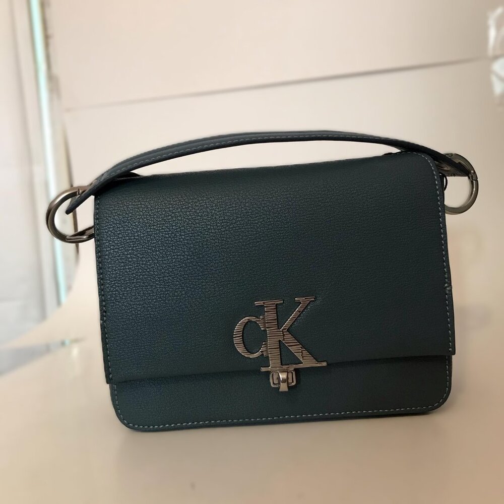 NWT Calvin Klein Jade Archive Hardware Boxy Crossbody Bag Purse